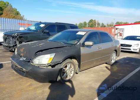 2006 Honda Accord 2.4 Ex z USA, uszkodzony, nr VIN 1HGCM56746A045918